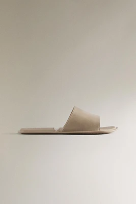 MULES PANTOUFLES À BOUT OUVERT SALLE DE BAIN