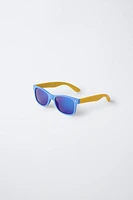SUNGLASSES WITH NON-SLIP TEMPLES