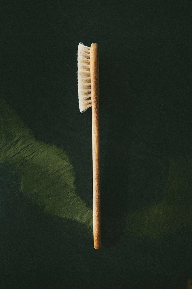 IRIS HANTVERK BODY BRUSH