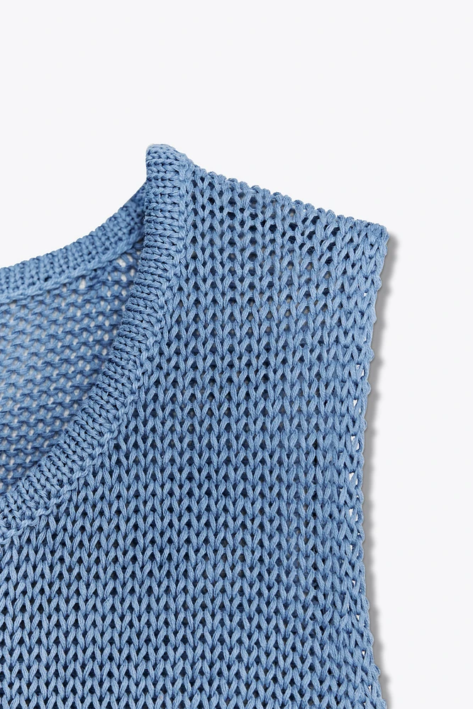 100% COTTON KNIT TOP