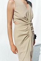 CUT OUT KNOT MIDI DRESS