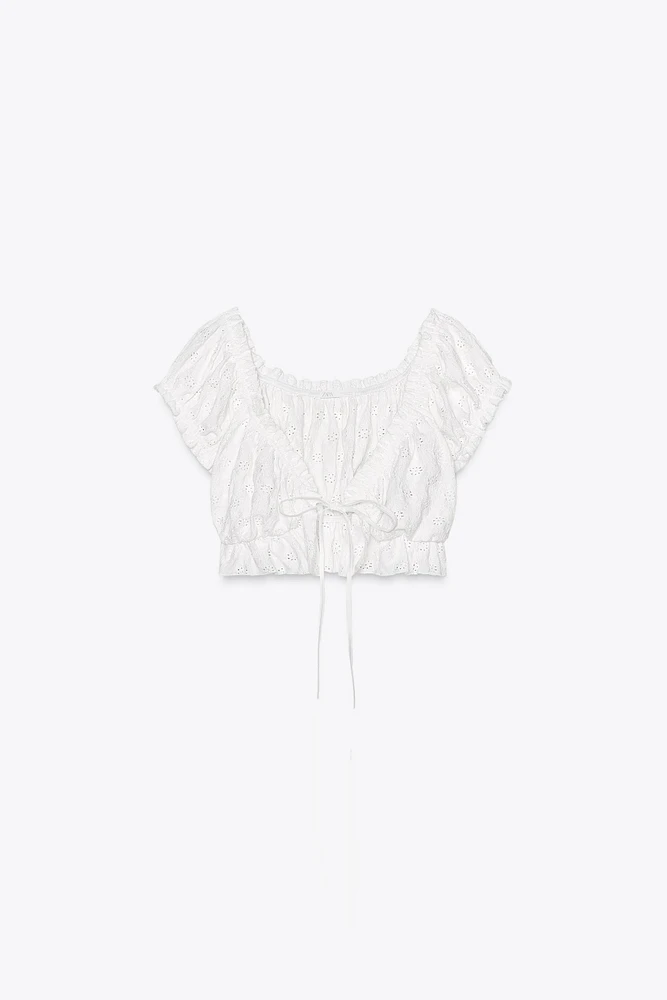 RUFFLED CROP TOP