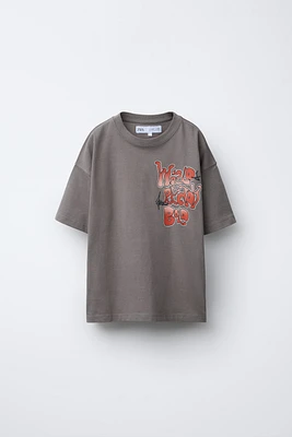 T-SHIRT IMPRIMÉ GRAFFITI