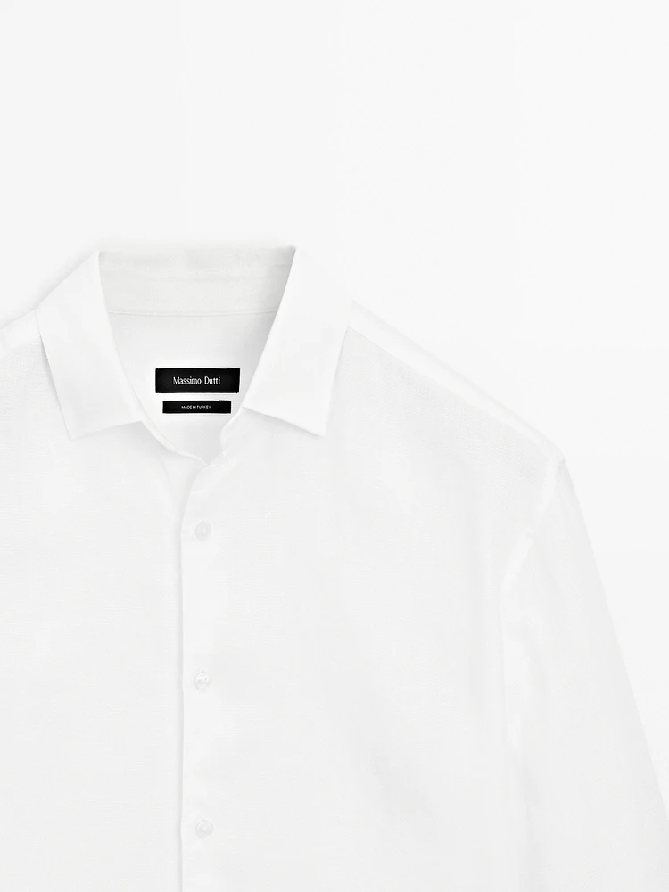 Chemise slim en lin mélangé