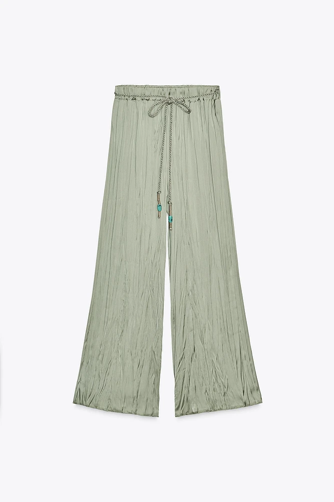 PANTALON SATINÉ CEINTURE LACET