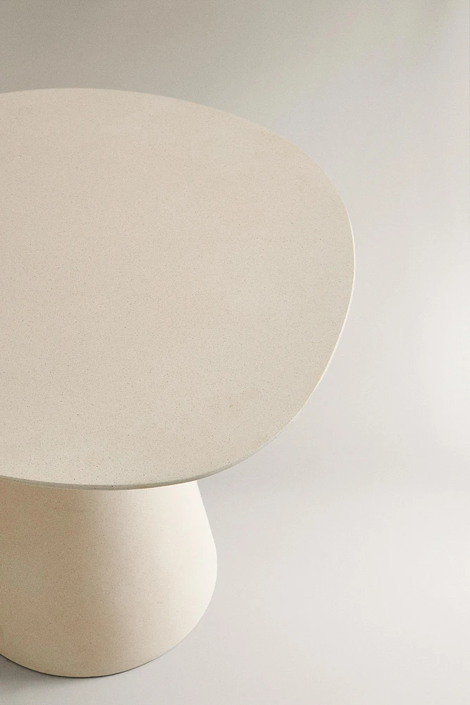 OUTDOOR TABLE WITH CONICAL BASE
