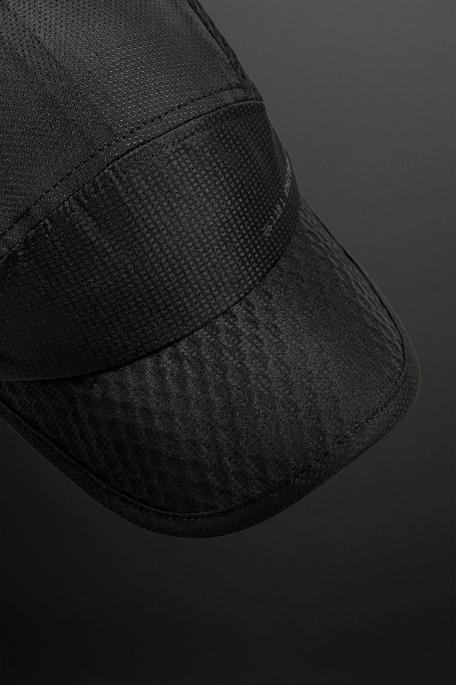 PERFORATED TECHNICAL CAP