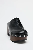 STUDDED LEATHER CLOGS