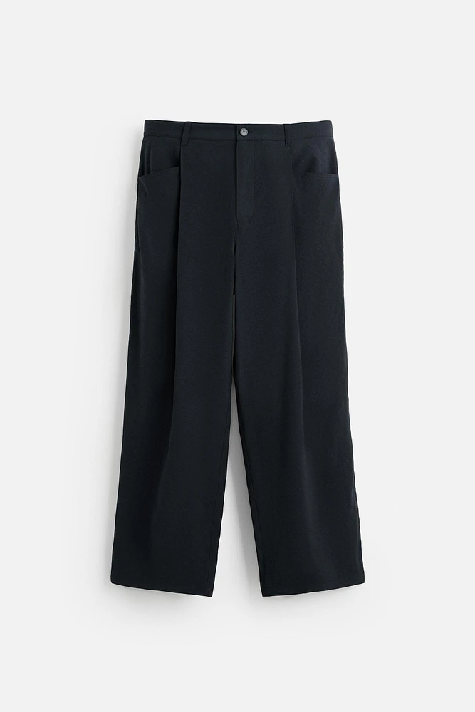 PANTALON COUPE DÉCONTRACTÉE À PLIS