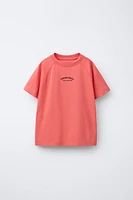 ENSEMBLE T-SHIRT ET BERMUDA ÉTIQUETTE