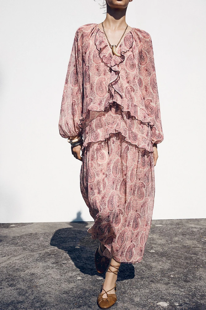 ROBE IMPRIMÉE À VOLANTS