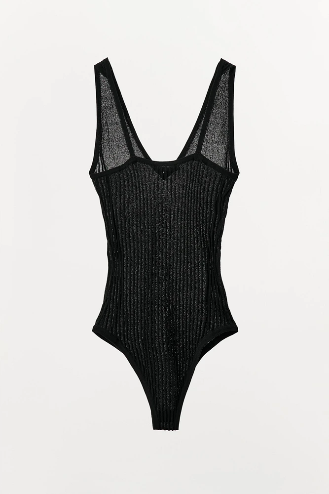 BODY EN MAILLE PLISSÉE