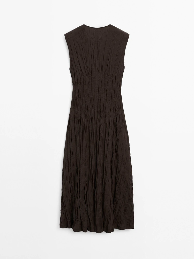 Robe midi fluide plissée