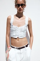 TOP AVEC BRODERIES PERFORÉES