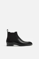 POINTED TOE CHELSEA BOOTS