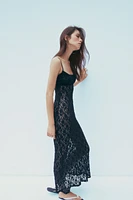 LONG LACE DRESS