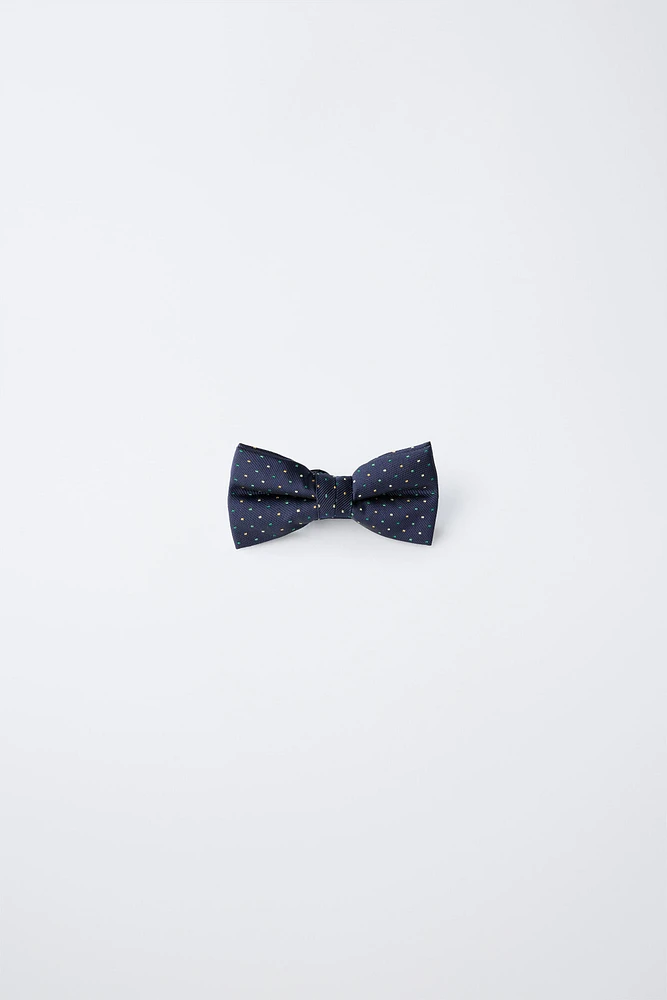 POLKA DOT PRINT BOW TIE
