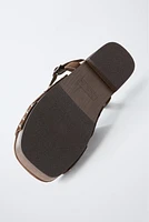 LEATHER CLOGS WITH THIN SOLE