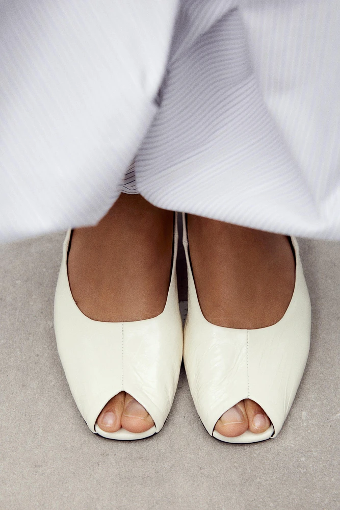 LEATHER OPEN TOE BALLET FLATS