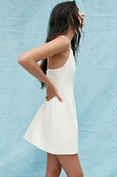 ROBE COURTE À BRETELLES