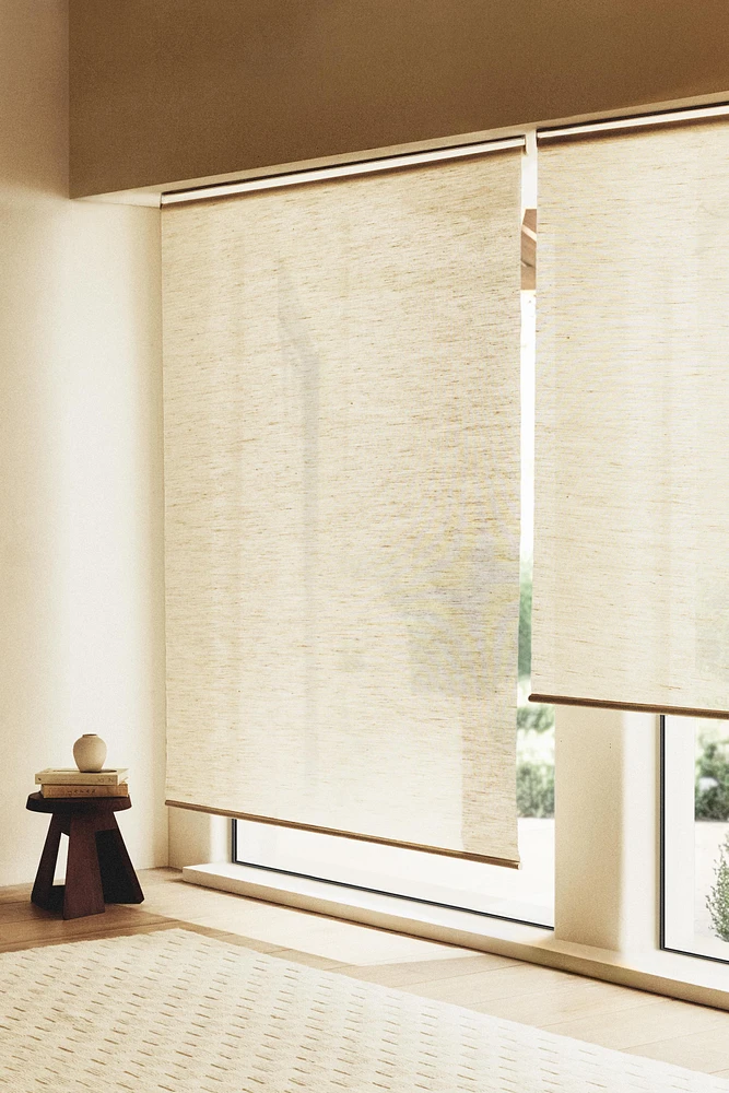 CURTAIN | MEDIUM OPACITY JUTE RETRACTABLE BLIND