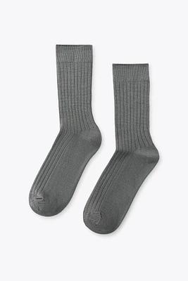 RIBBED SOCKS WITH VISCOSE