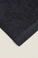 (500 GXM²) PLAIN COTTON TERRYCLOTH TOWEL