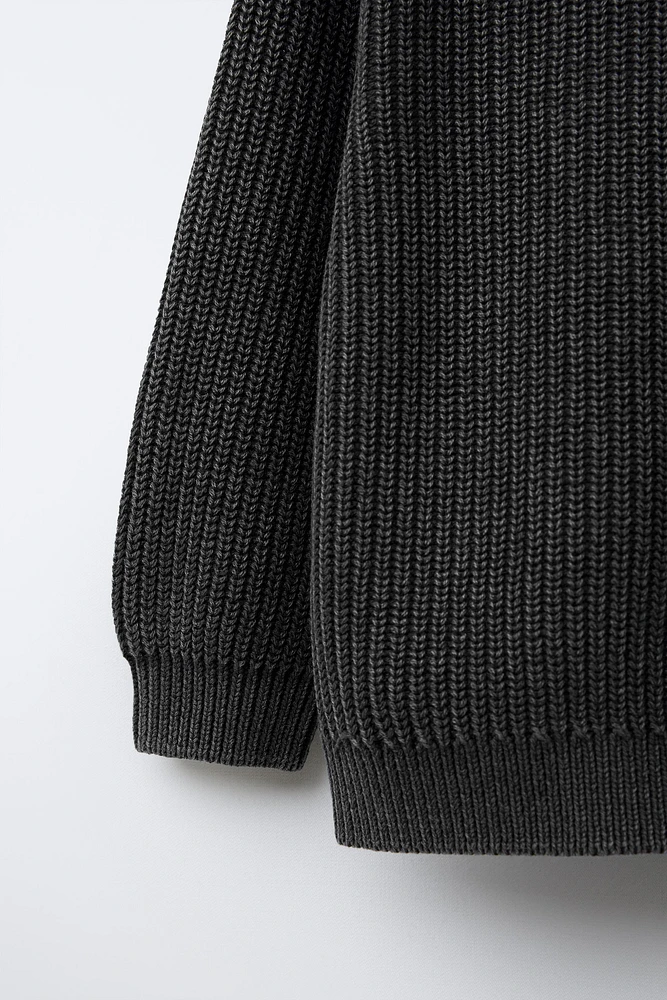 WASHED EFFECT KNIT SWEATER