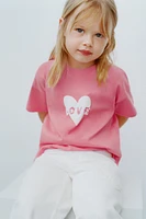 RAISED TEXT PRINT T-SHIRT