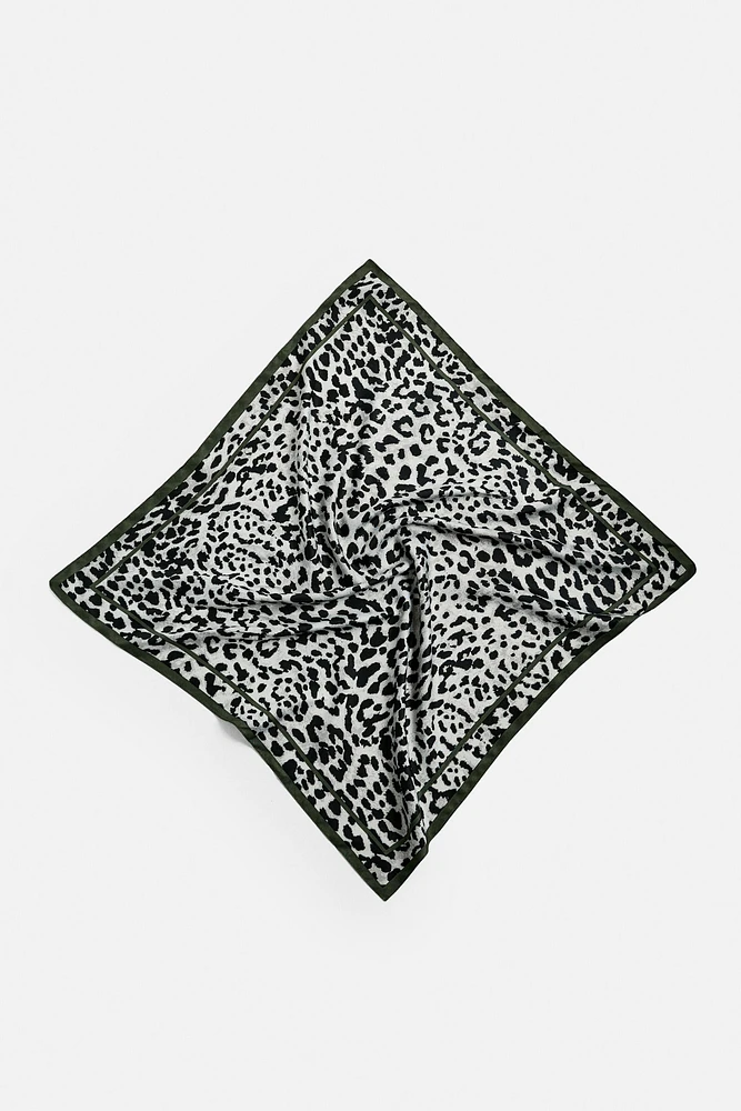 BANDANA IMPRIMÉ ANIMAL