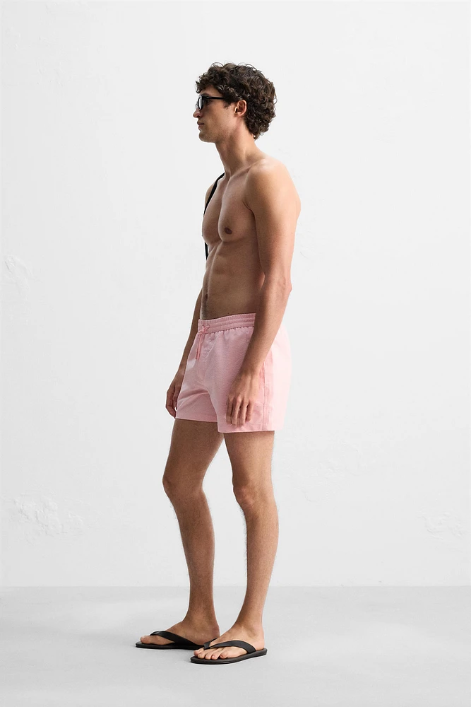 MAILLOT DE BAIN MI-LONG EN SEERSUCKER