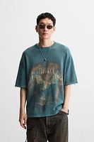 T-SHIRT EN MAILLE IMPRIMÉ DÉLAV
