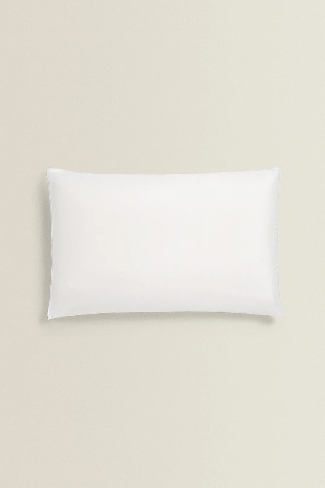 MEMORY FOAM BLOCK PILLOW