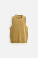 KNIT VEST