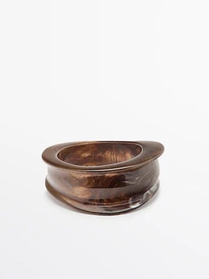 Bracelet en résine effet écaille