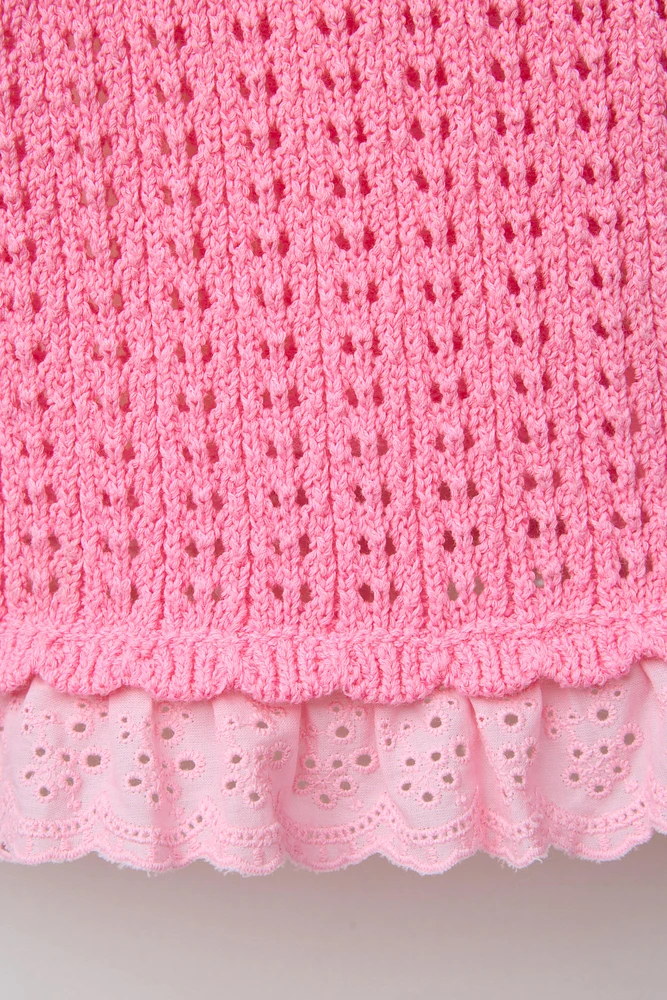 TOP EN MAILLE DENTELLE