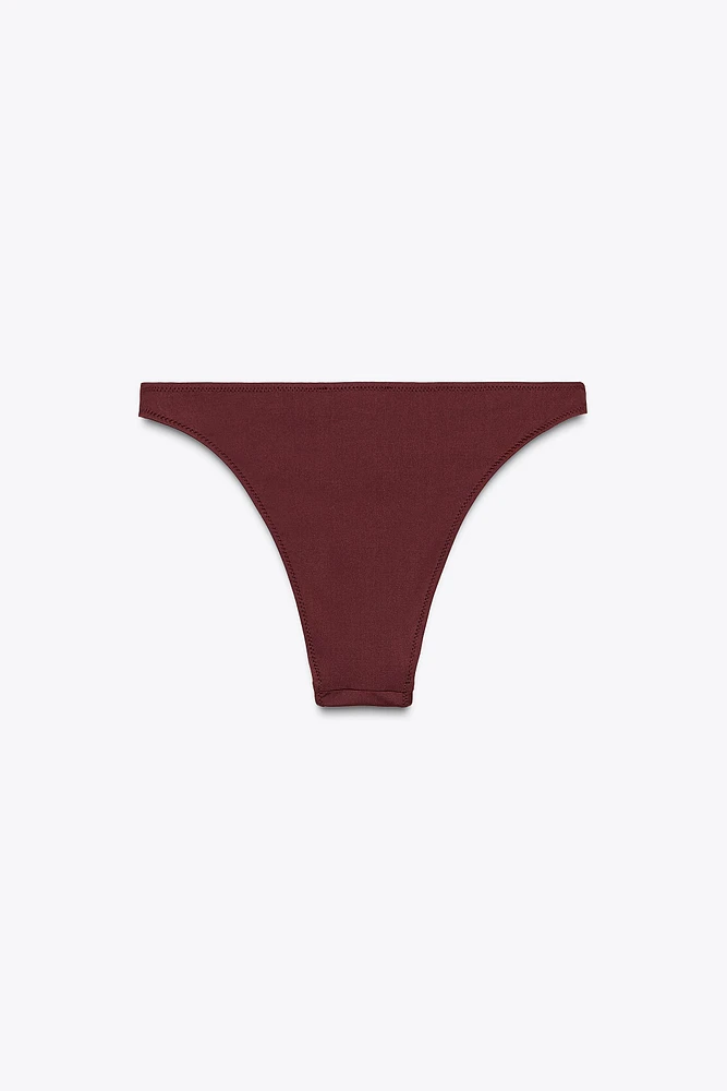 BIKINI BOTTOM
