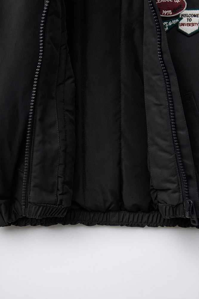 BLOUSON BOMBER À CAPUCHE AMOVIBLE AVEC PIÈCES