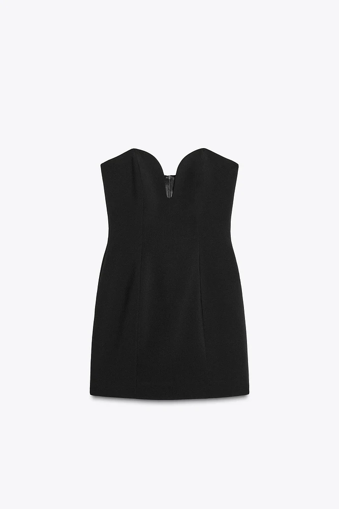 SWEETHEART NECKLINE DRESS