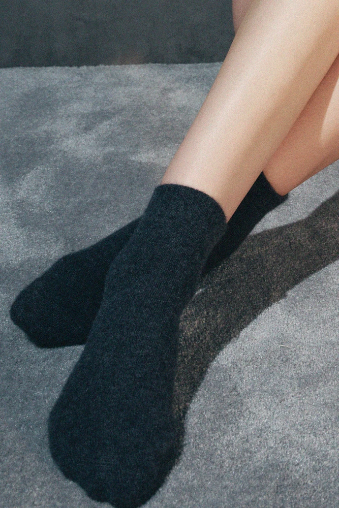 CASHMERE SOCKS