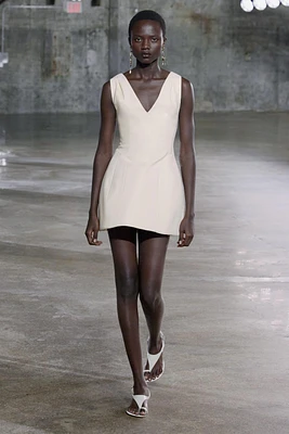 ROBE COURTE À VOLUME ZW COLLECTION