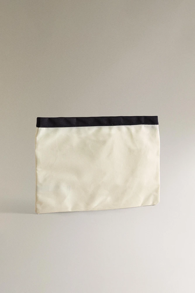 TROUSSE DE TOILETTE GRAND FORMAT WATERPROOF