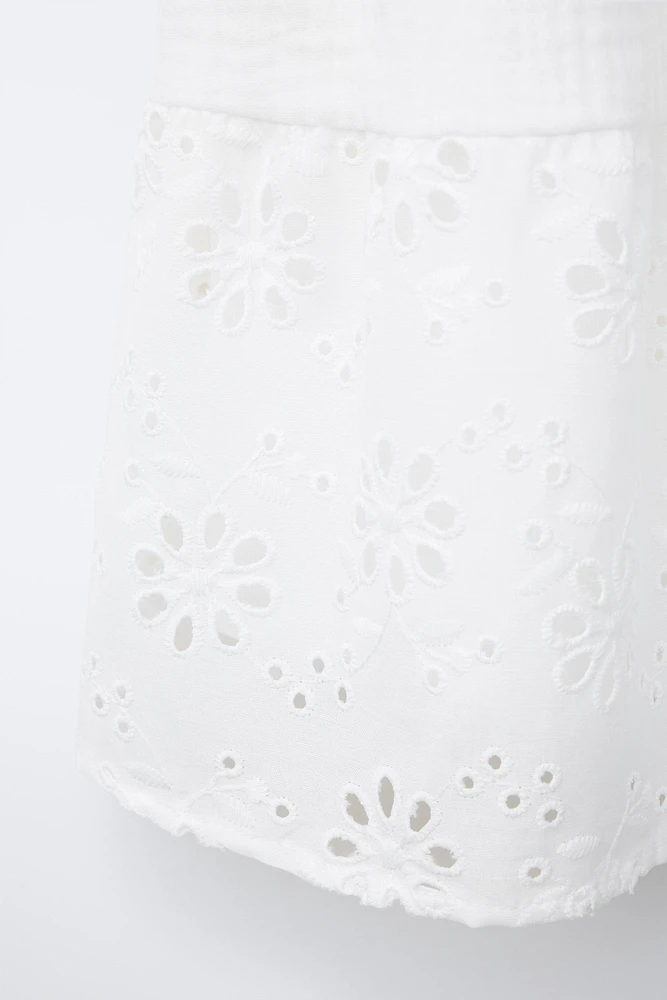 ROBE À TEXTURE FLEURS BRODÉES