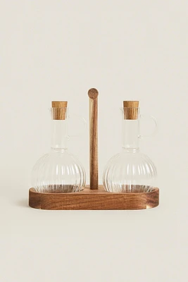 BOROSILICATE GLASS AND WOOD CRUET SET