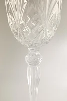 ENGRAVED CRYSTALLINE WINE GLASS