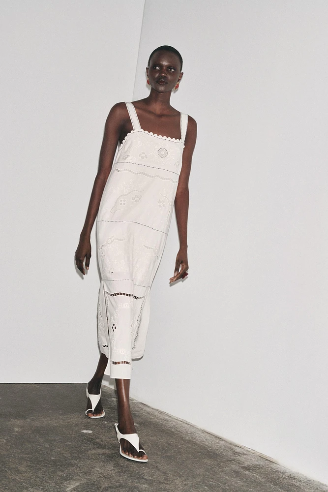ZW COLLECTION EMBROIDERED STITCH DRESS