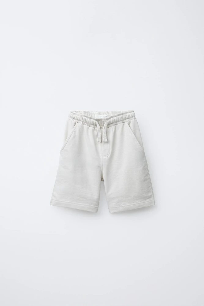 TEXT T-SHIRT AND BERMUDA SET