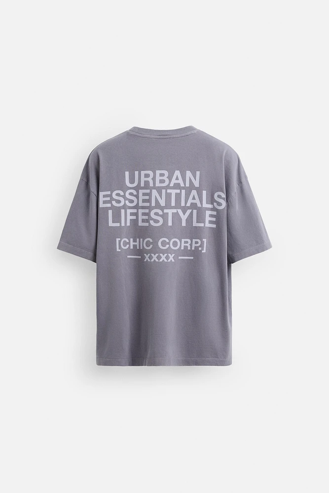 T-SHIRT À IMPRIMÉS EN MATIÈRES VARIÉES
