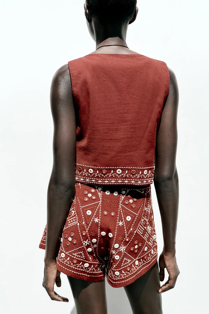 EMBROIDERED MIRROR VEST