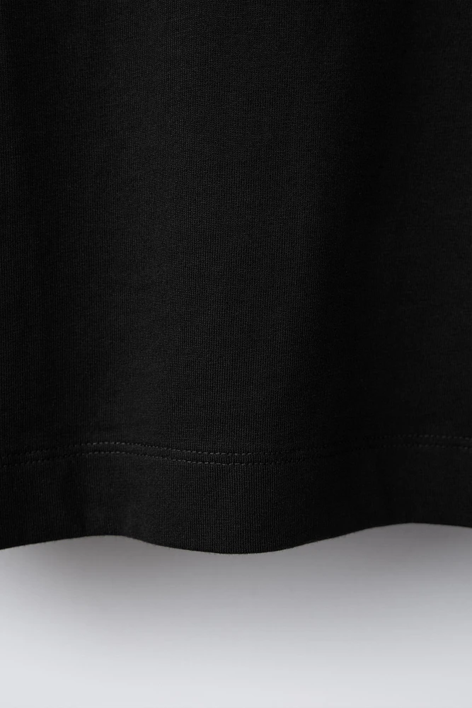 PLAIN EYELASH T-SHIRT